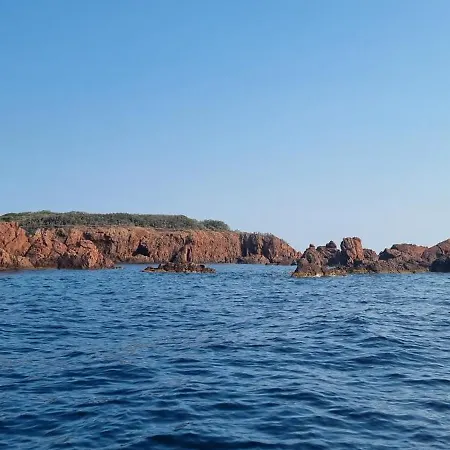 Agay Cap Esterel Le Hameau F2 Clim Plein Sud Dernier Etage Magnifique Vue شقة *