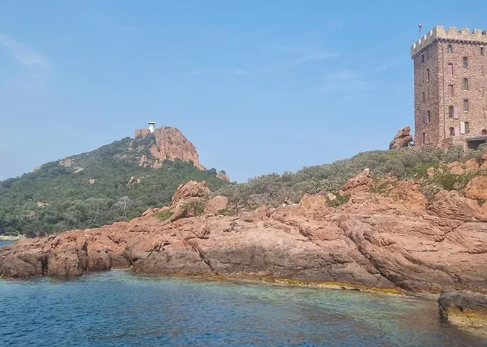 Agay Cap Esterel Le Hameau F2 Clim Plein Sud Dernier Etage Magnifique Vue * Saint-Raphaël