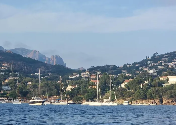 Agay Cap Esterel Le Hameau F2 Clim Plein Sud Dernier Etage Magnifique Vue *