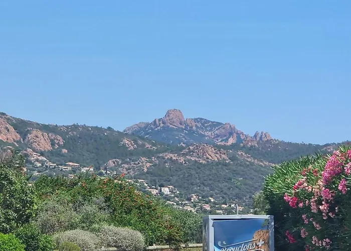 Agay Cap Esterel Le Hameau F2 Clim Plein Sud Dernier Etage Magnifique Vue Apartament
