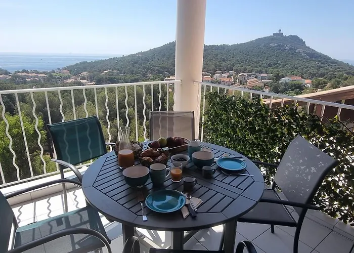 Agay Cap Esterel Le Hameau F2 Clim Plein Sud Dernier Etage Magnifique Vue