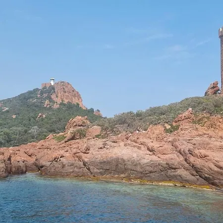 Agay Cap Esterel Le Hameau F2 Clim Plein Sud Dernier Etage Magnifique Vue * Saint-Raphael (Var)