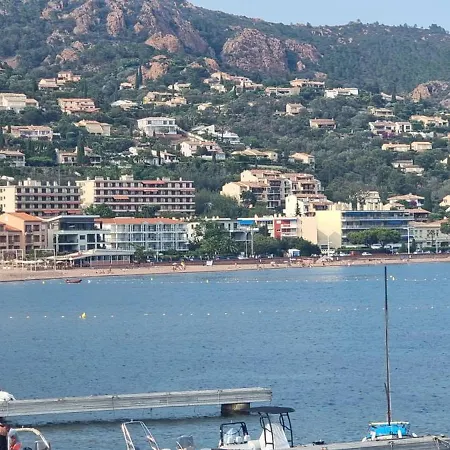 Agay Cap Esterel Le Hameau F2 Clim Plein Sud Dernier Etage Magnifique Vue Apartamento *