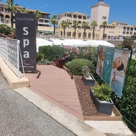 Agay Cap Esterel Le Hameau F2 Clim Plein Sud Dernier Etage Magnifique Vue Apartamento *