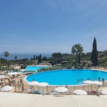 Agay Cap Esterel Le Hameau F2 Clim Plein Sud Dernier Etage Magnifique Vue Apartamento *