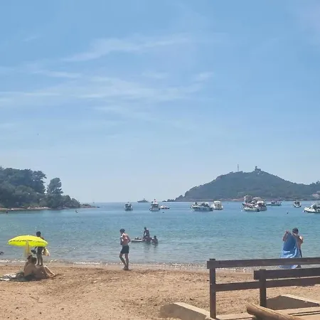 Agay Cap Esterel Le Hameau F2 Clim Plein Sud Dernier Etage Magnifique Vue * Saint-Raphael (Var)