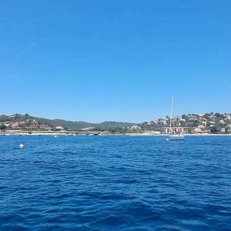 Agay Cap Esterel Le Hameau F2 Clim Plein Sud Dernier Etage Magnifique Vue Apartamento