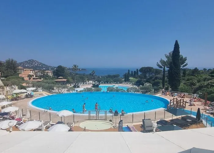 Agay Cap Esterel Le Hameau F2 Clim Plein Sud Dernier Etage Magnifique Vue *