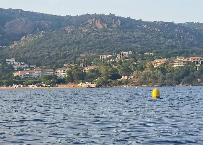 Agay Cap Esterel Le Hameau F2 Clim Plein Sud Dernier Etage Magnifique Vue Apartamento *