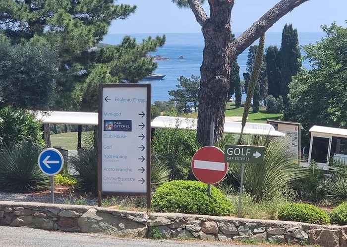 Apartamento Agay Cap Esterel Le Hameau F2 Clim Plein Sud Dernier Etage Magnifique Vue Saint-Raphaël