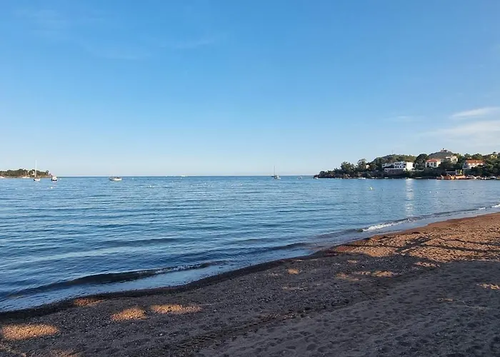 Agay Cap Esterel Le Hameau F2 Clim Plein Sud Dernier Etage Magnifique Vue Apartamento