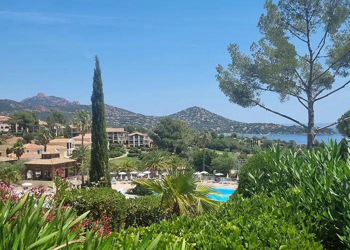 Agay Cap Esterel Le Hameau F2 Clim Plein Sud Dernier Etage Magnifique Vue Apartamento *